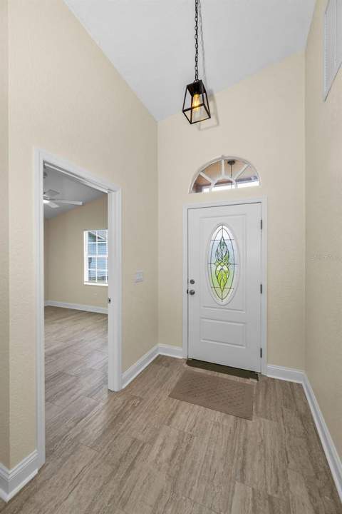 1874 Feather Tree Circle, Clearwater FL - photo 8 of 43