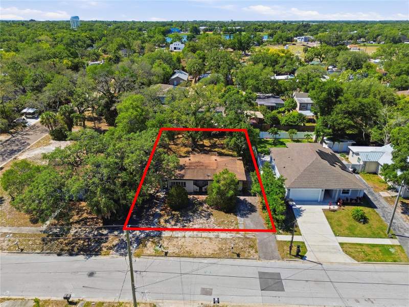 2 bedroom Single Family Residence at 831 Grand Central Street, Milton Park, Clearwater — photo 2