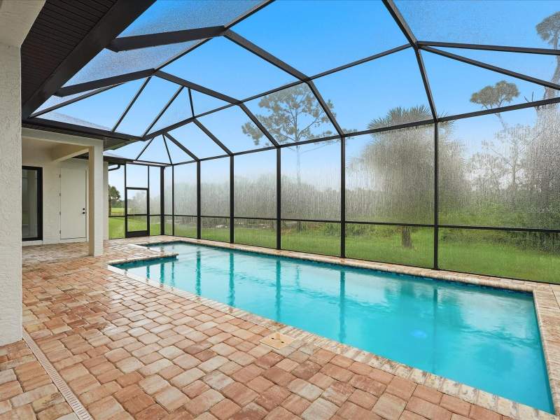 4 bedroom Single Family Residence at 51 Long Meadow Place, Rotonda West Long Meadow, Rotonda West — photo 3