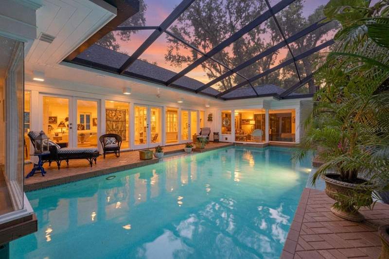 4 bedroom Single Family Residence at 602 S Riverhills Drive, Temple Terrace Estates Sec 22, Temple Terrace — photo 3
