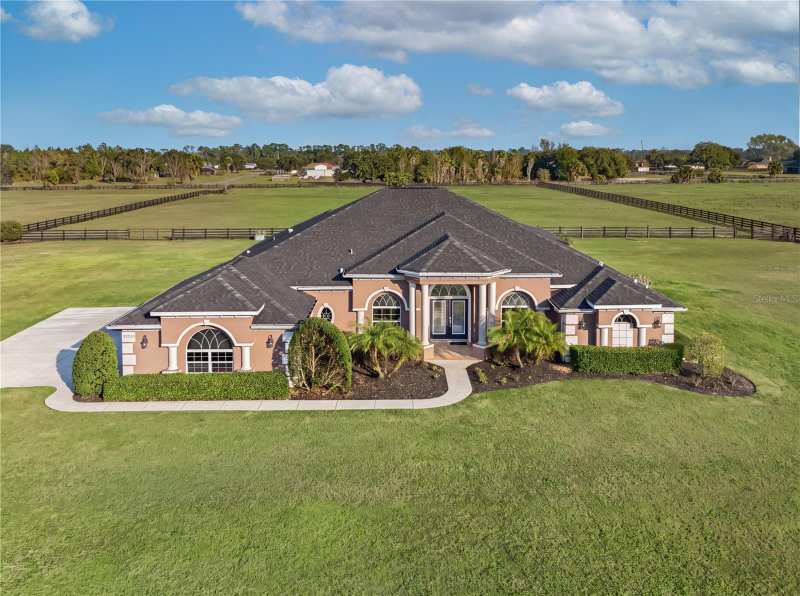 4 bedroom Single Family Residence at 29222 Can Do Lane, Musselwhite Farms Sub, Tavares — photo 1