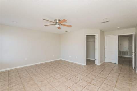 12125 Fox Bloom Avenue, Gibsonton FL - photo 11 of 15