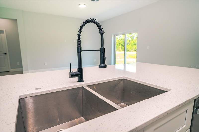 4 bedroom Single Family Residence at 1103 SAINT TROPEZ COURT, POINCIANA VILLAGE 5 NBHD 1, KISSIMMEE — photo 4