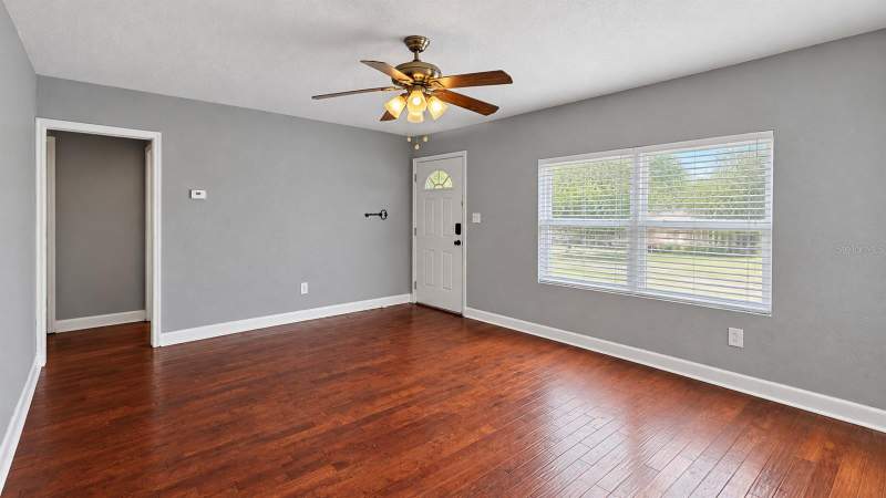 3 bedroom Single Family Residence at 936 E Shadowlawn Avenue, Shawdowlawn 1st Add, Tampa — photo 5
