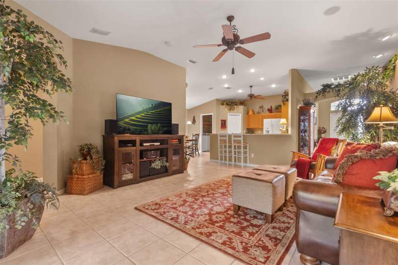 3 bedroom Single Family Residence at 13813 Sigler Street, South Fork Unit 2, Riverview — photo 4