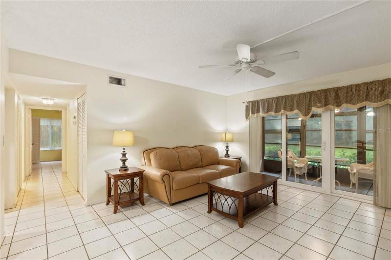 2 bedroom Condominium at 3232 Lake Pine Way #B1, Pine Ridge At Lake Tarpon Village, Tarpon Springs — photo 2