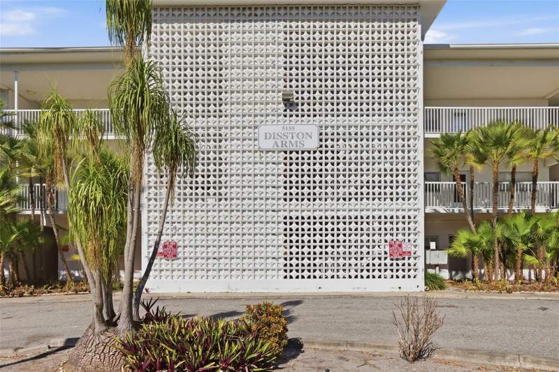 Disston Arms Apartments Condo