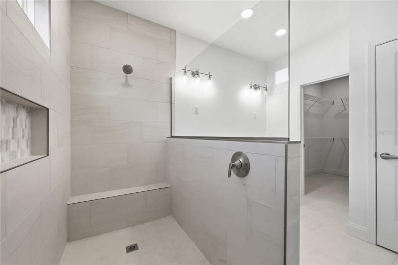 4 bedroom Single Family Residence at 1064 SW 67th Way, Grand Oaks At Tower, Gainesville — photo 5