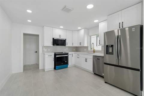 10238 Tarpon Drive, Treasure Island FL - photo 11 of 59