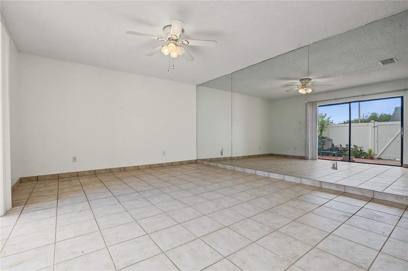 2 bedroom Townhouse at 8119 Oak Trace Way #C, Oak Trace Unit I, Tampa — photo 4