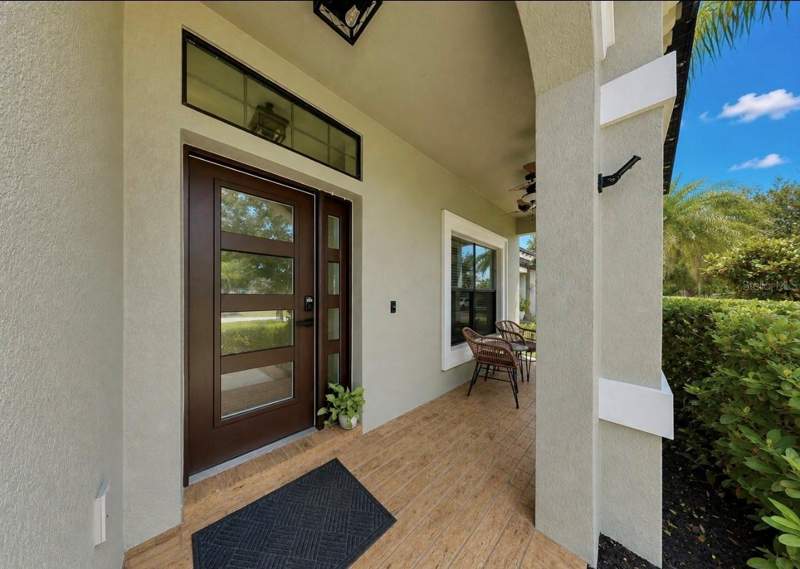 4 bedroom Single Family Residence at 11510 Scarlet Ibis Place, Estuary Ph 1 & 4, Riverview — photo 4
