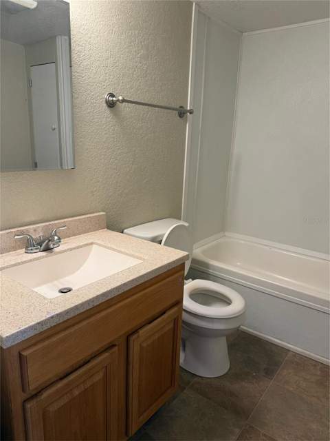 2107 Hialeah Avenue, Leesburg FL - photo 16 of 23