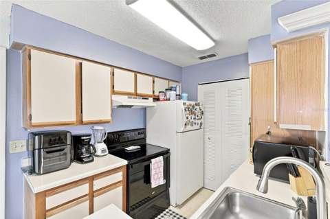 1085 S Hiawassee Road #523, Orlando FL - photo 11 of 28