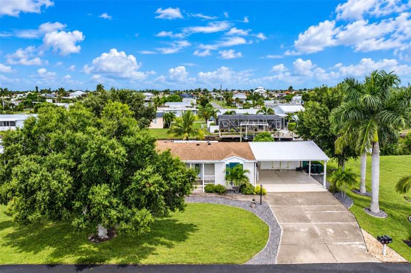 3 bedroom Manufactured Home at 4191 Pelican Pointe Drive, Pelican Pointe 1st Add, Punta Gorda — photo 3