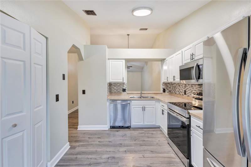 3 bedroom Townhouse at 3231 Villa Way Circle, Canoe Creek Villas, St Cloud — photo 3