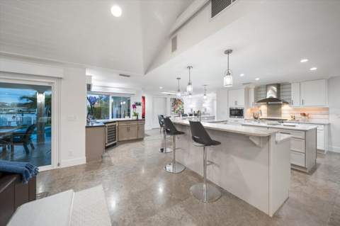 109 Driftwood Lane, Largo FL - photo 21 of 96