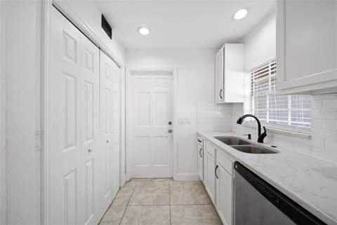 1201 Majestic Palm Court, Apopka FL - photo 15 of 49
