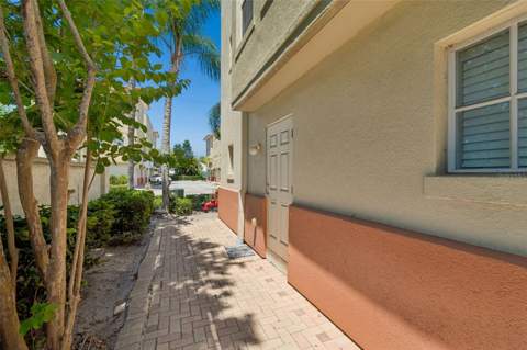 650 Siren Wind Lane, Clearwater FL - photo 6 of 6