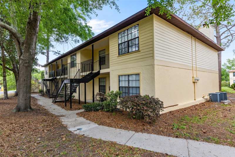2 bedroom Condominium at 6400 NW 106th Place #20, Turkey Creek Condo 1-22, Alachua — photo 1