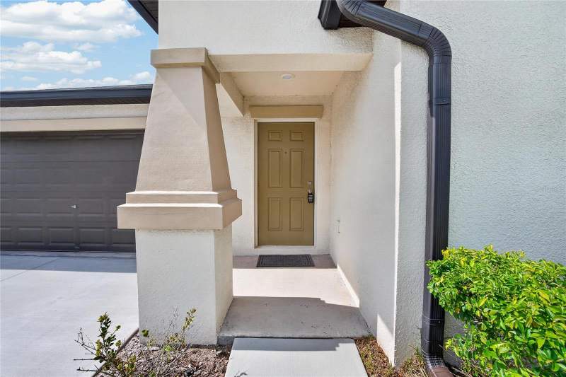 3 bedroom Single Family Residence at 5487 Blue Azure Drive, Berry Bay Sub, Wimauma — photo 4