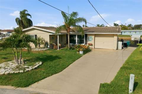 12816 4Th Isle, home for sale on 4Th Isle