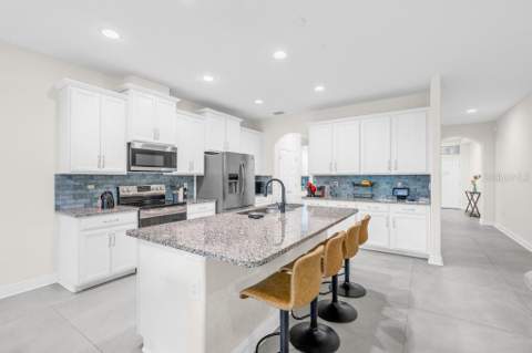 15512 Fountain Cove Court, Winter Garden FL - photo 15 of 55