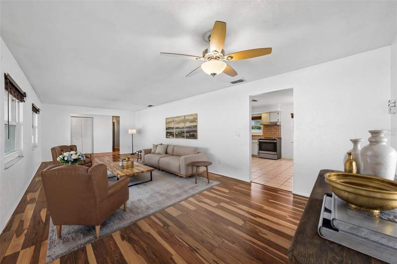 3 bedroom Single Family Residence at 144 8th Avenue, Easleys R W Add, St Petersburg — photo 5