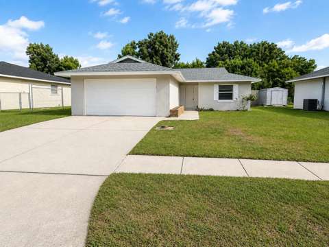 7313 Thomas Jefferson Circle, starter home for sale in Bartow