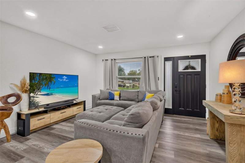 3 bedroom Single Family Residence at 1435 Burning Tree Road, Oakleaf Village, Tarpon Springs — photo 5