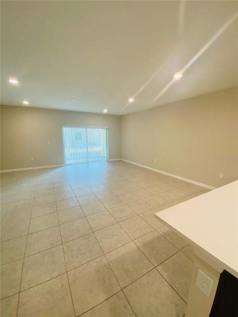 4852 Coral Castle Drive, Kissimmee FL - photo 13 of 58