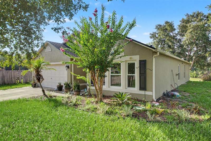 4 bedroom Single Family Residence at 9450 WATER ORCHID AVE, MARSH HAMMOCK PH 01 LT 01 ORB 2176 PG 39, CLERMONT — photo 4