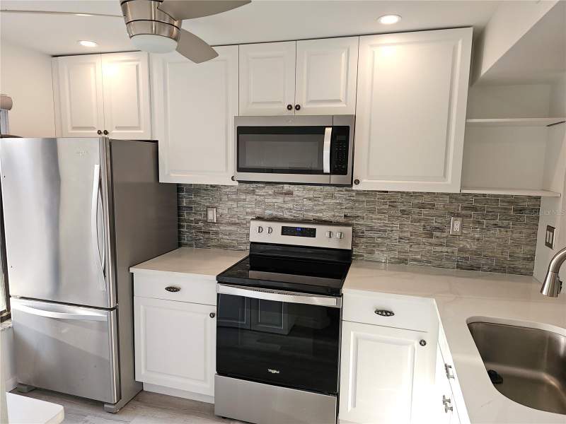 2 bedroom Condominium at 6343 Palma Del Mar Boulevard #126, Palma Del Mar IV, St Petersburg — photo 2