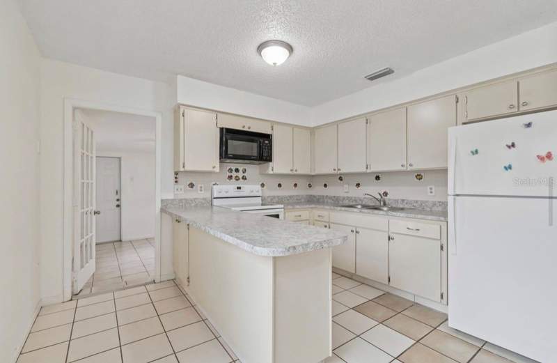 3 bedroom Single Family Residence at 7516 N Cortez Street, Pinecrest Villa Add 3, Tampa — photo 3