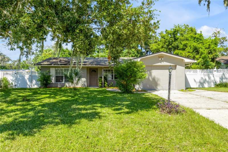 3 bedroom Single Family Residence at 1270 E Fowler Drive, Deltona Lakes Unit 10 In 25 & 36 18 30, Deltona — photo 2