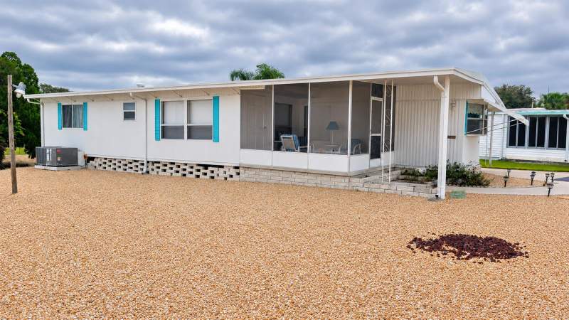 2 bedroom Mobile Home at 39820 US Highway 19 #181, Tarpon Springs, Tarpon Springs — photo 2