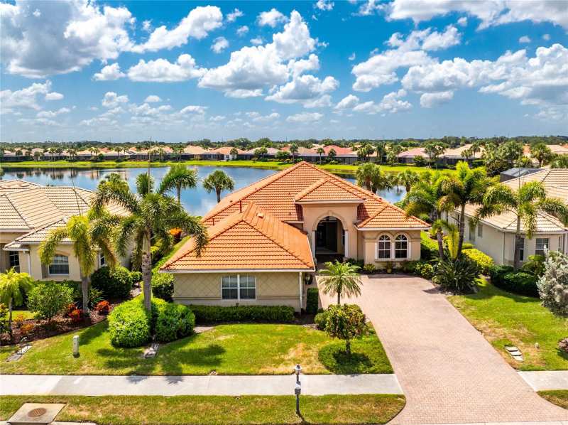 3 bedroom Single Family Residence at 106 Caneletto Way, Venetian Golf & River Club Ph 2F, North Venice — photo 1