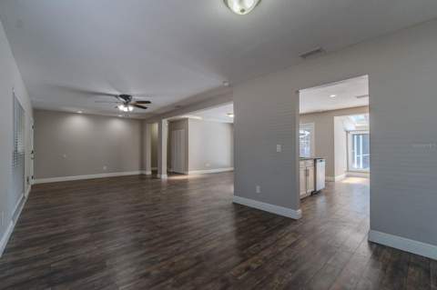 8018 W Pocahontas Avenue, Tampa FL - photo 6 of 28