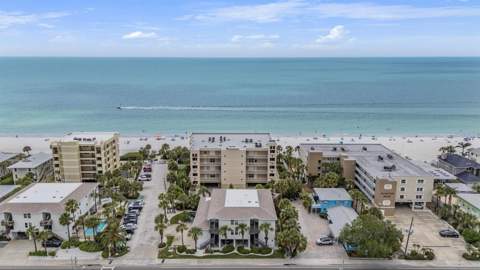 1500 Gulf Boulevard #204B, Indian Rocks Beach FL - photo 7 of 33