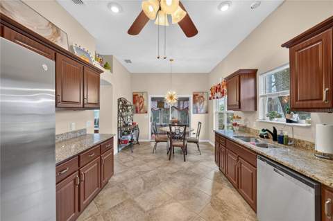 313 Gonzales Place, Lady Lake FL - photo 14 of 30