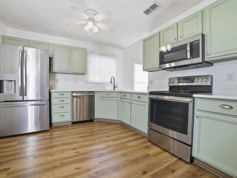 4952 Heron Run Circle, Leesburg FL - photo 6 of 6