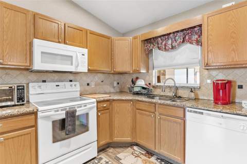 200 Waters Edge Drive, Leesburg FL - photo 18 of 45