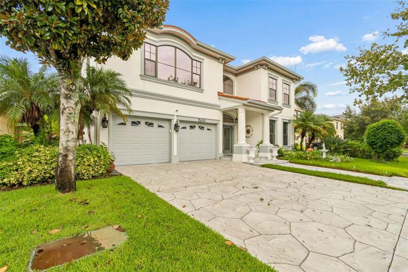 5 bedroom Single Family Residence at 15630 N Himes Avenue, North Forest Village, Tampa — photo 2
