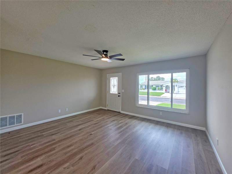 2 bedroom Single Family Residence at 4510 99th Avenue, Mainlands Of Tamarac By The Gulf Unit 1-B Condo, Pinellas Park — photo 3