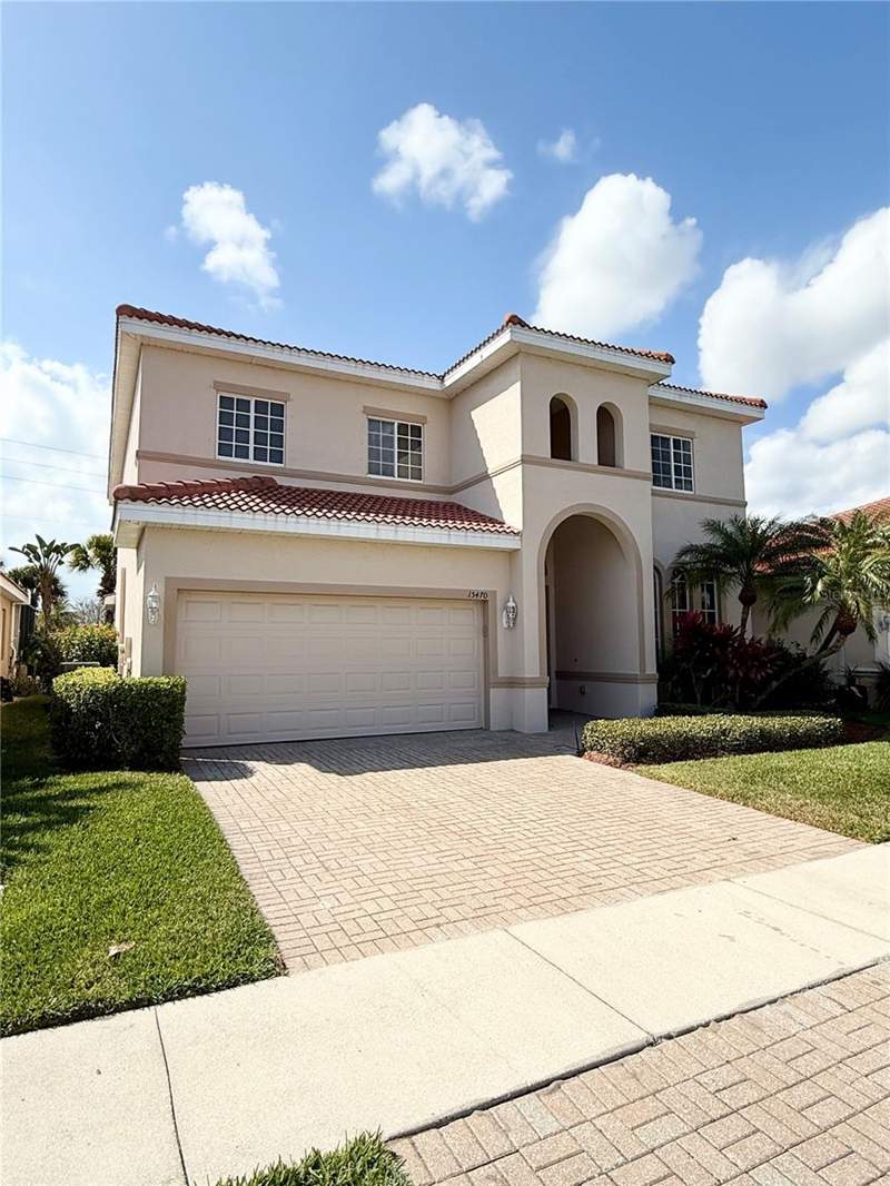 5 bedroom Single Family Residence at 15470 Laguna Hills Drive, Laguna Lakes A B C D E G K & L, Fort Myers — photo 2
