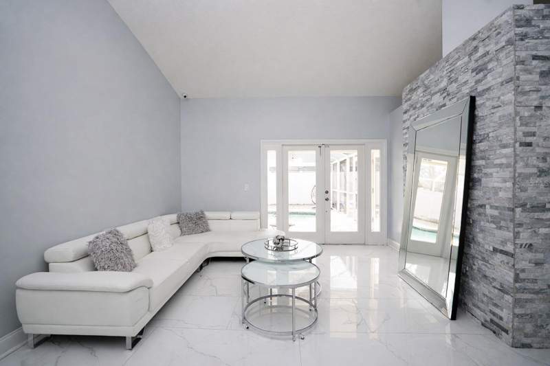 4 bedroom Single Family Residence at 6502 Yellowhammer Avenue, Eaglebrook Ph 2, Tampa — photo 5