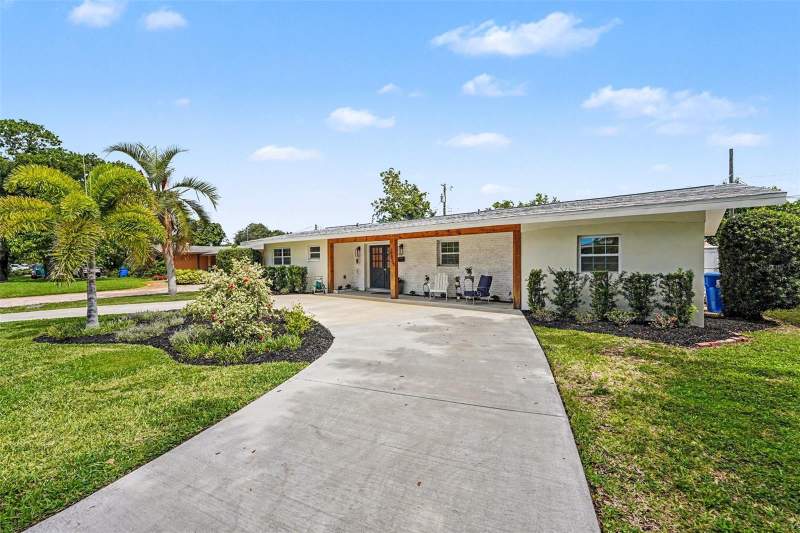 Eagle Manor