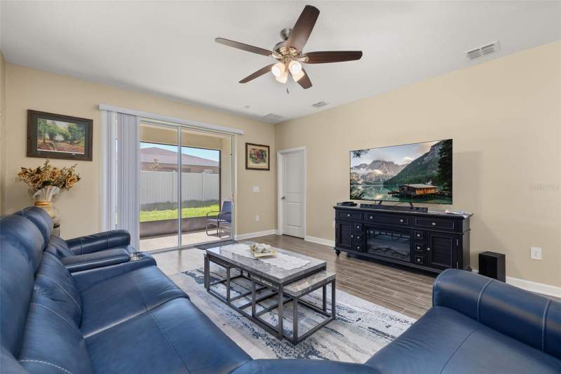 3 bedroom Single Family Residence at 1739 Good Neighbor Loop, Tohoqua Ph 2, Kissimmee — photo 5