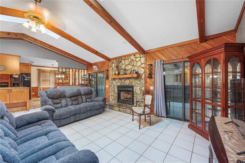 3 bedroom Single Family Residence at 1747 King Edward Drive, Kings Pt Sub, Kissimmee — photo 5