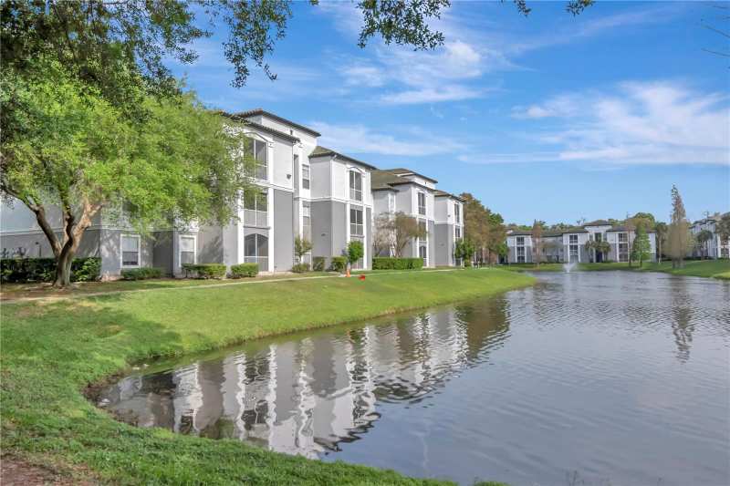 3 bedroom Condominium at 5713 Legacy Crescent Place #101, Allegro Palm A Condo, Riverview — photo 1