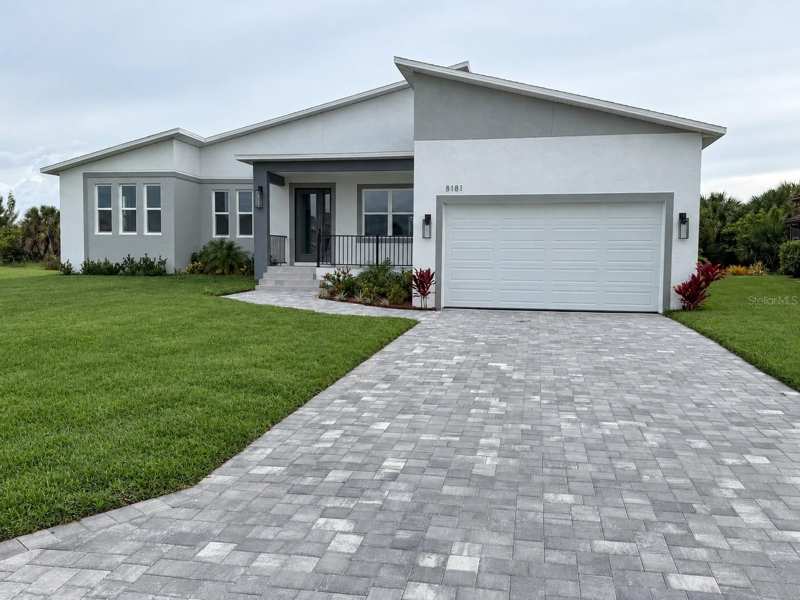 4 bedroom Single Family Residence at 8181 Tecumseh Circle, Port Charlotte Sec 093, Port Charlotte — photo 1
